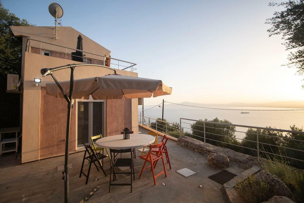Messinian Sunset Villa Kalamata Exterior photo