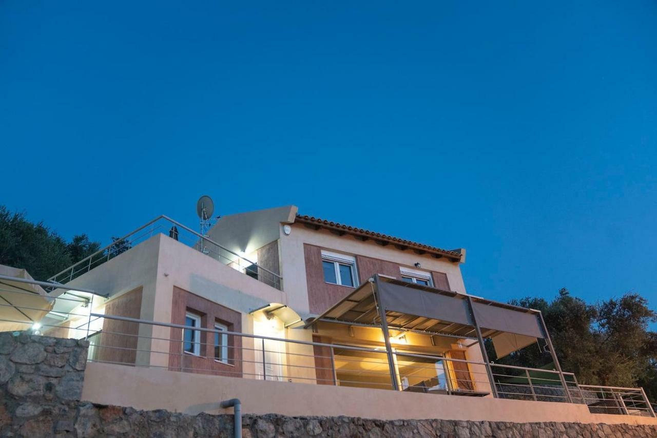 Messinian Sunset Villa Kalamata Exterior photo