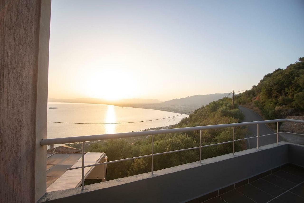 Messinian Sunset Villa Kalamata Exterior photo
