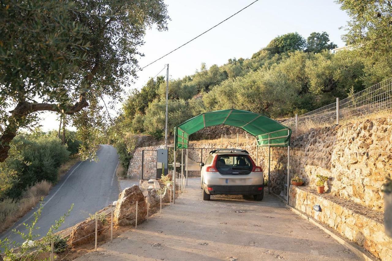 Messinian Sunset Villa Kalamata Exterior photo