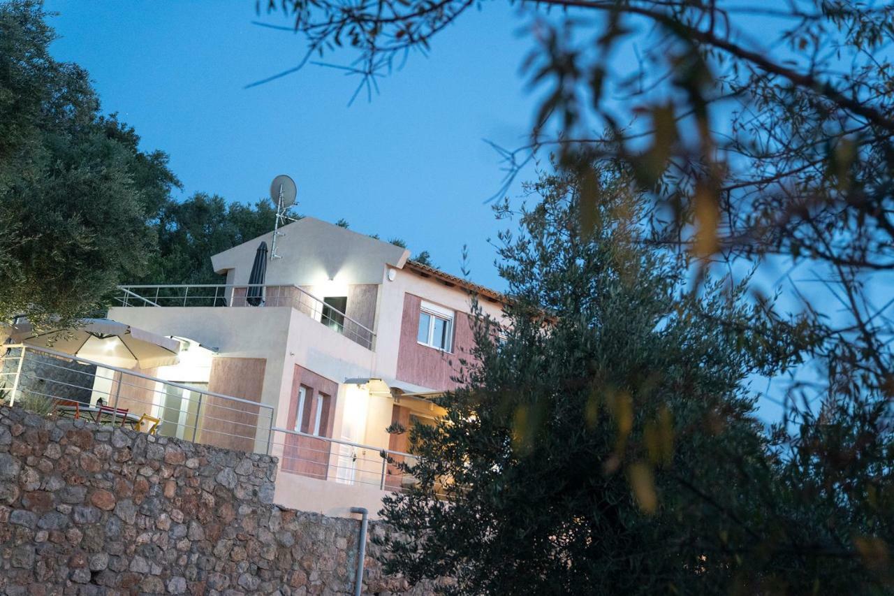 Messinian Sunset Villa Kalamata Exterior photo